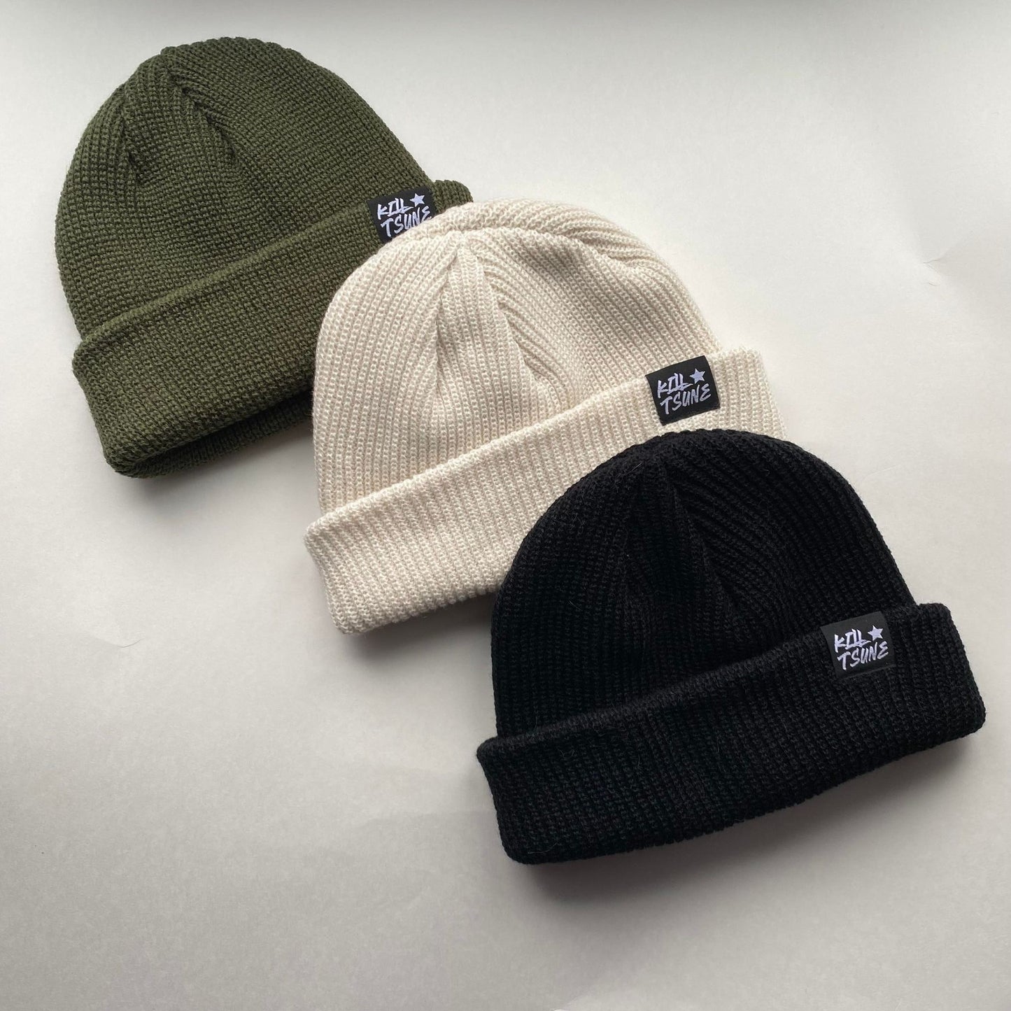 BLACK ☆ BEANIE