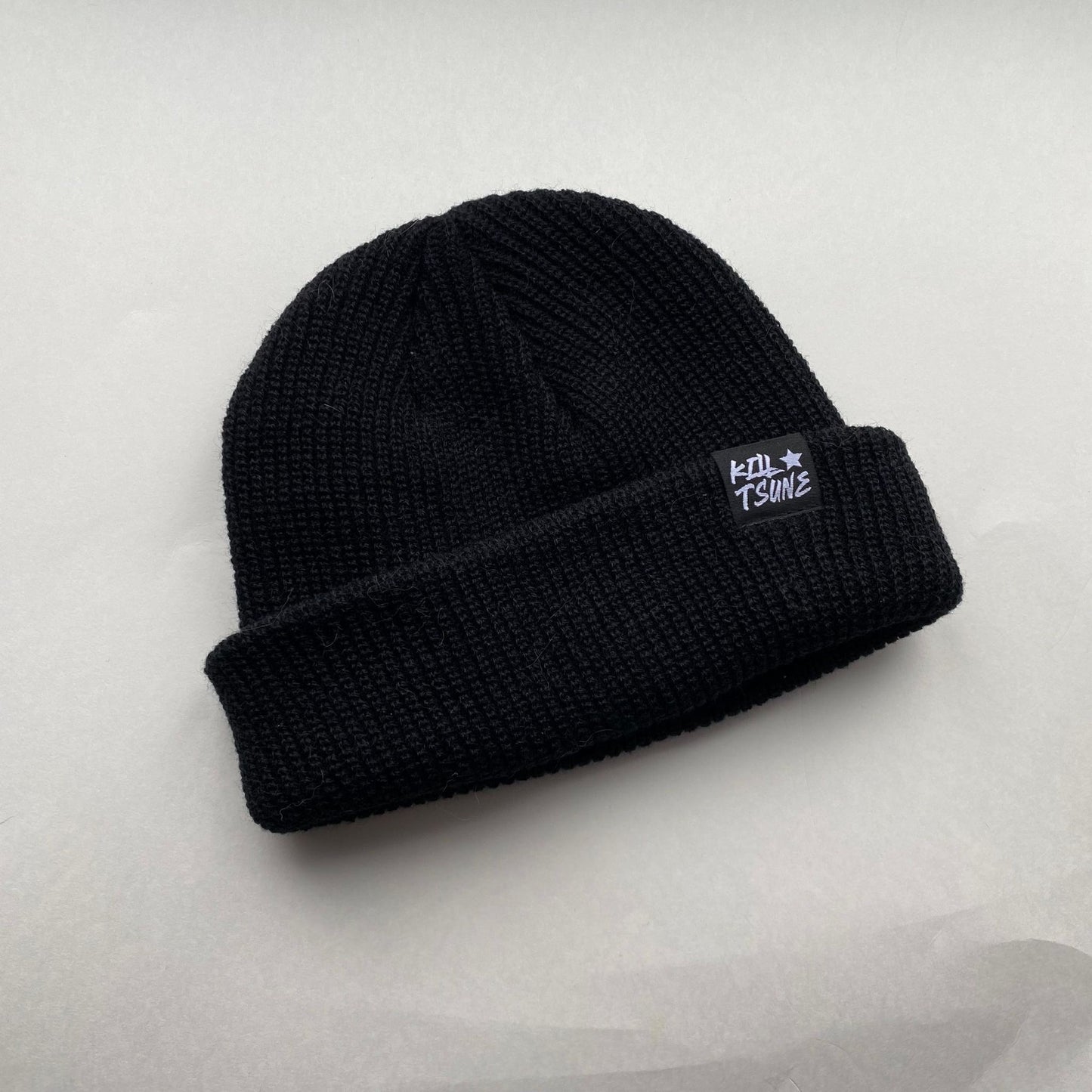 BLACK ☆ BEANIE