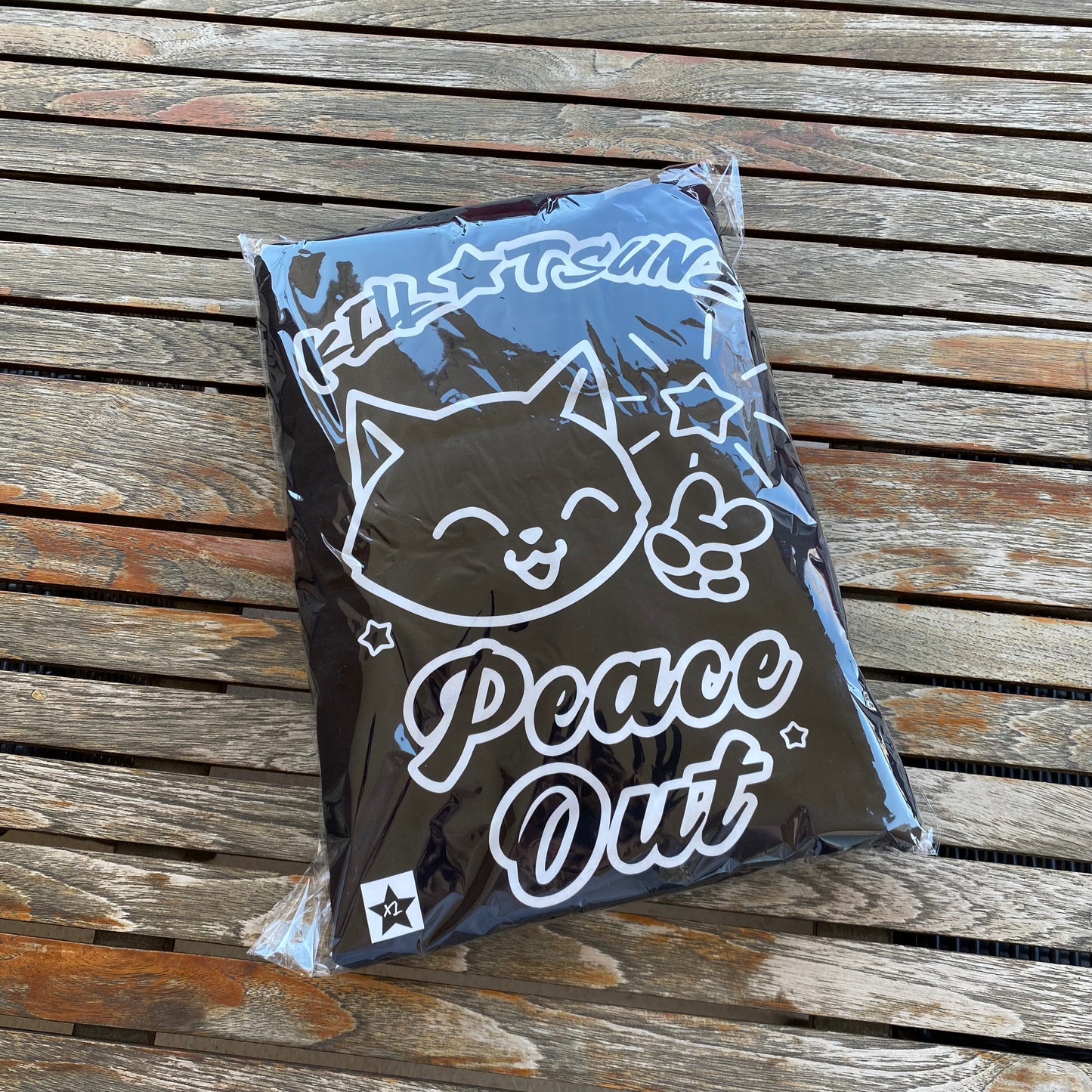 BLACK ☆ KYRA PEACE OUT! ☆ HOODIE